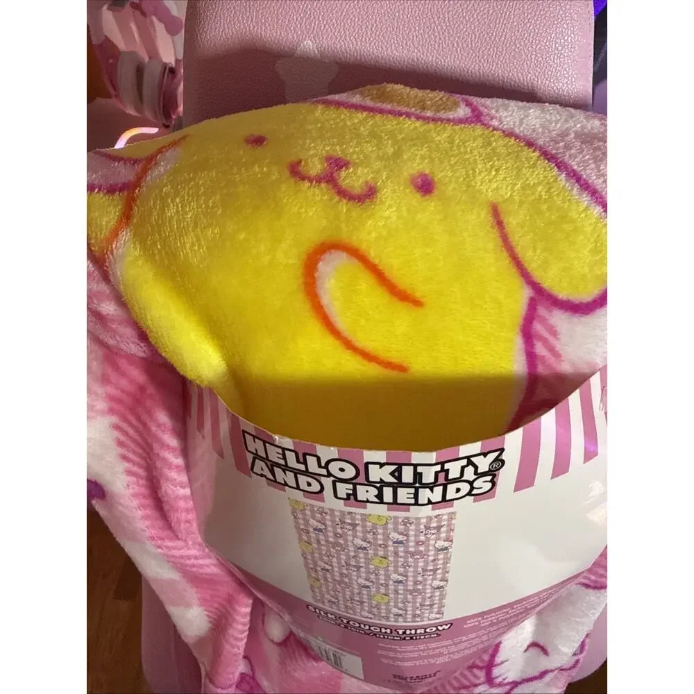 Hello Kitty & Friends Throw Blanket Pink Butterfly Forest Neon 2026 Sanrio
